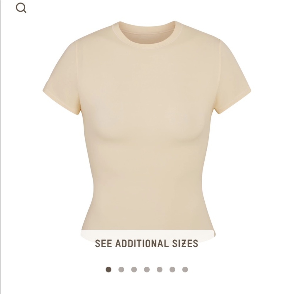 SKIMS // FITS EVERYBODY TSHIRT // NWT